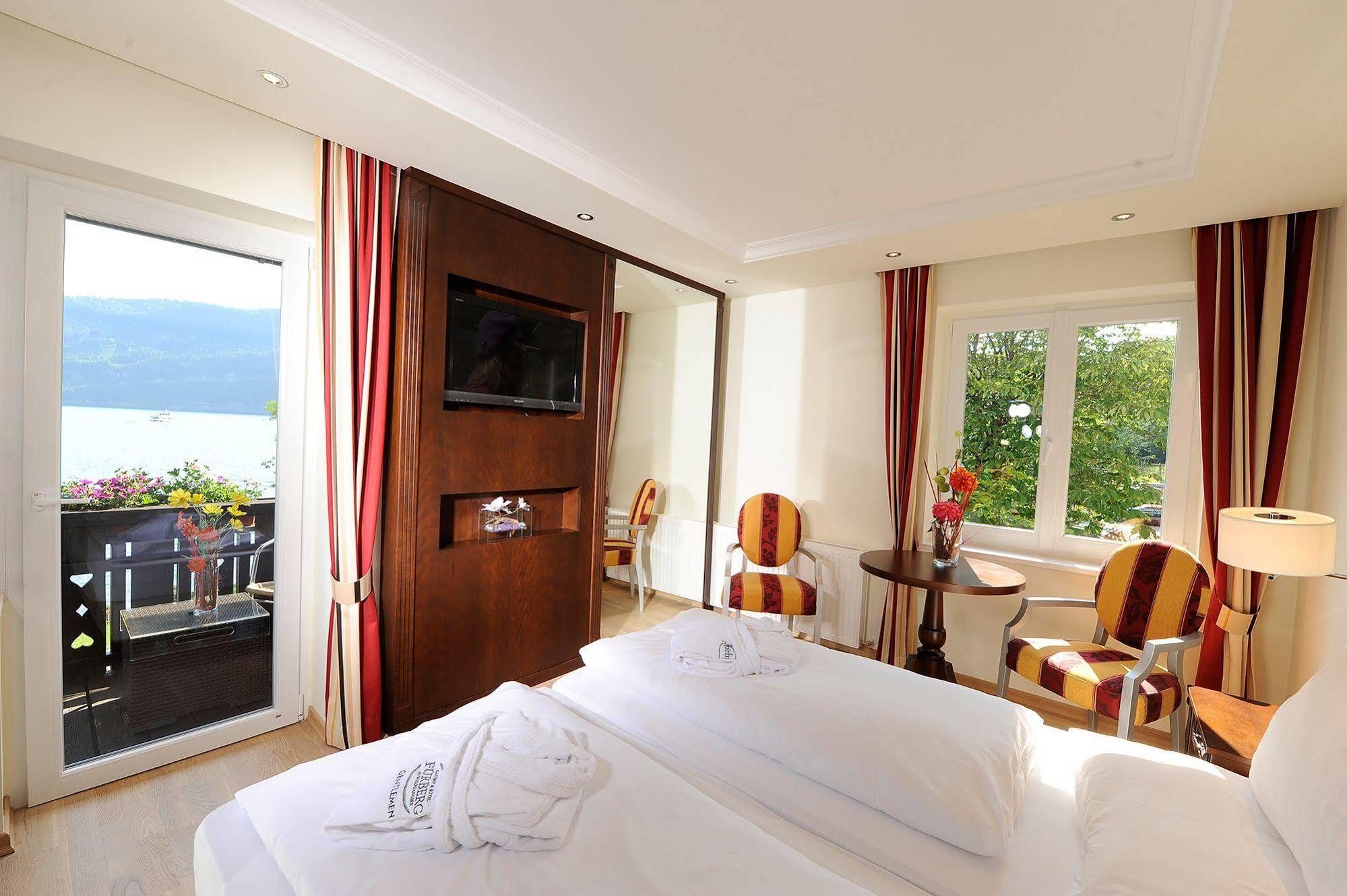 Hotel & Gasthof Fuerberg ซังคท์กิลเกอ ภายนอก รูปภาพ
