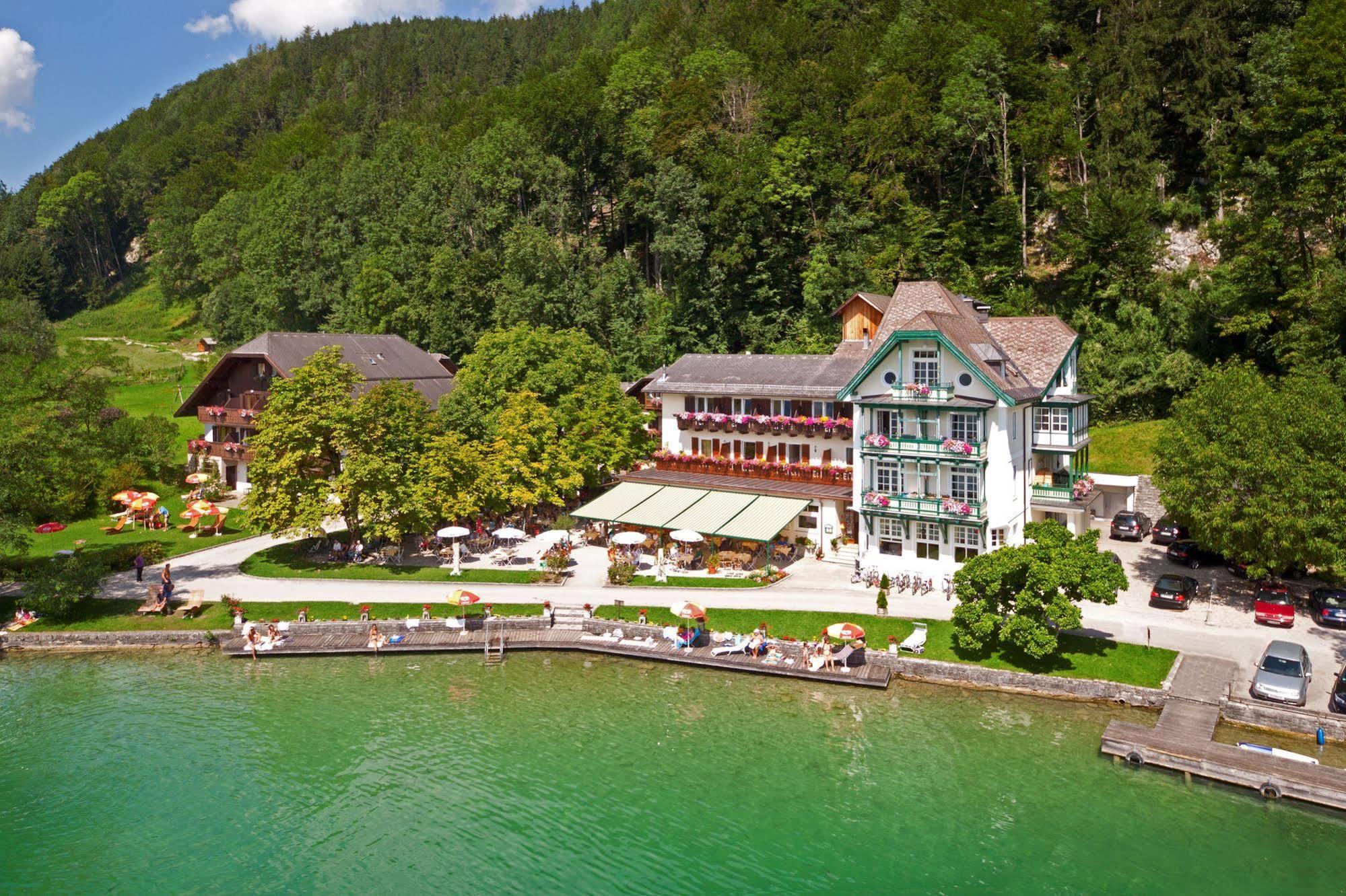 Hotel & Gasthof Fuerberg ซังคท์กิลเกอ ภายนอก รูปภาพ
