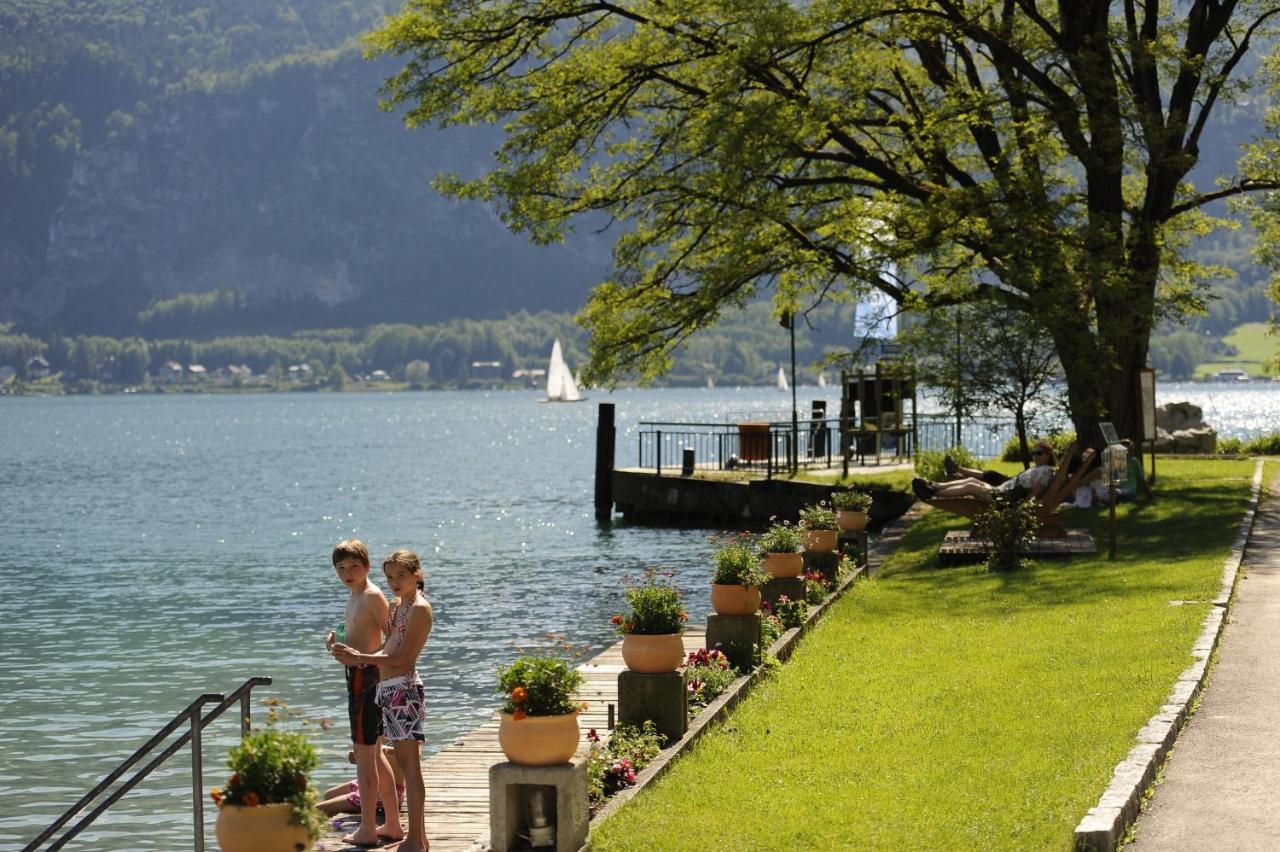 Hotel & Gasthof Fuerberg ซังคท์กิลเกอ ภายนอก รูปภาพ